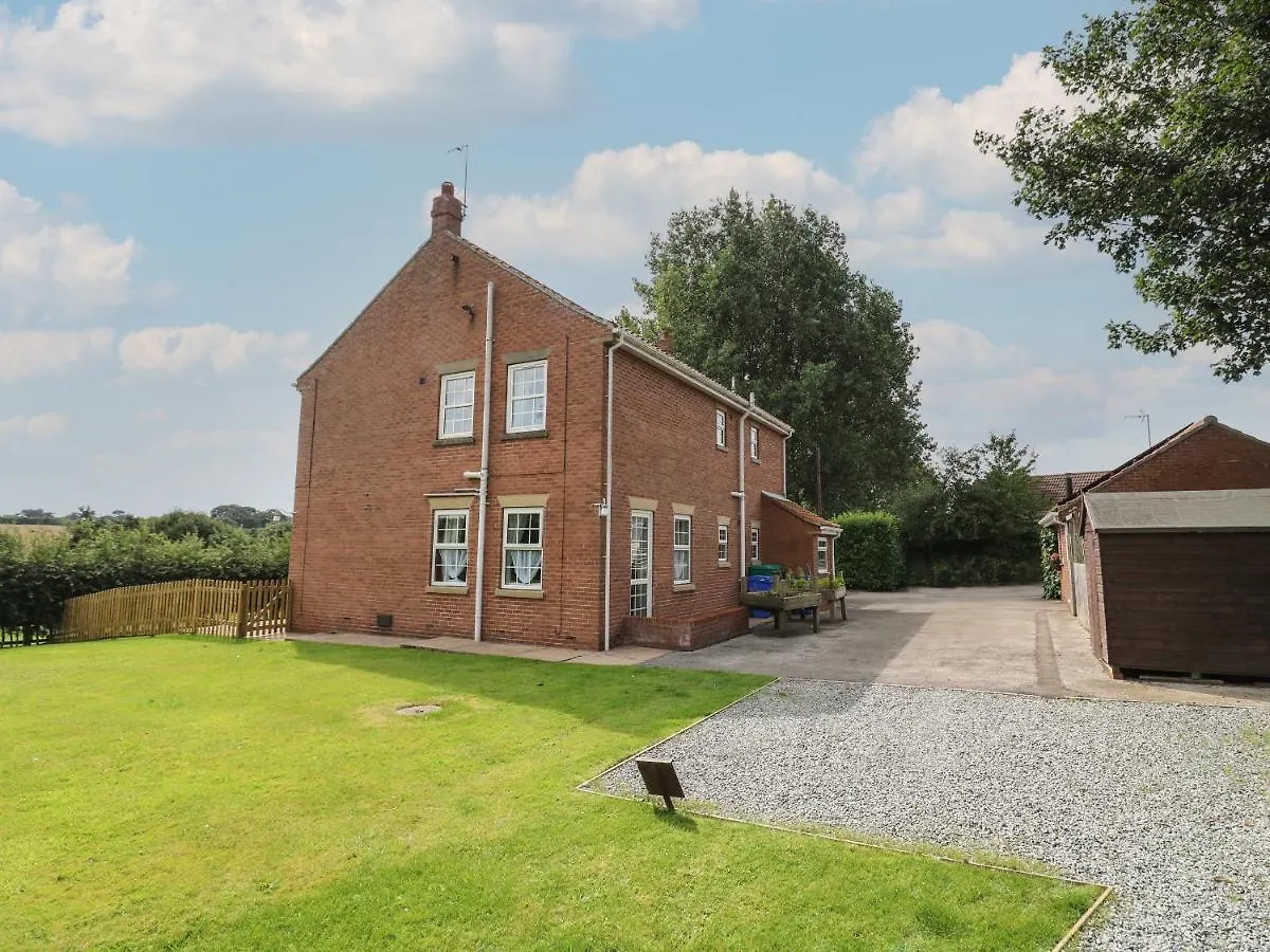 Woodhill Villa Bentley  United Kingdom